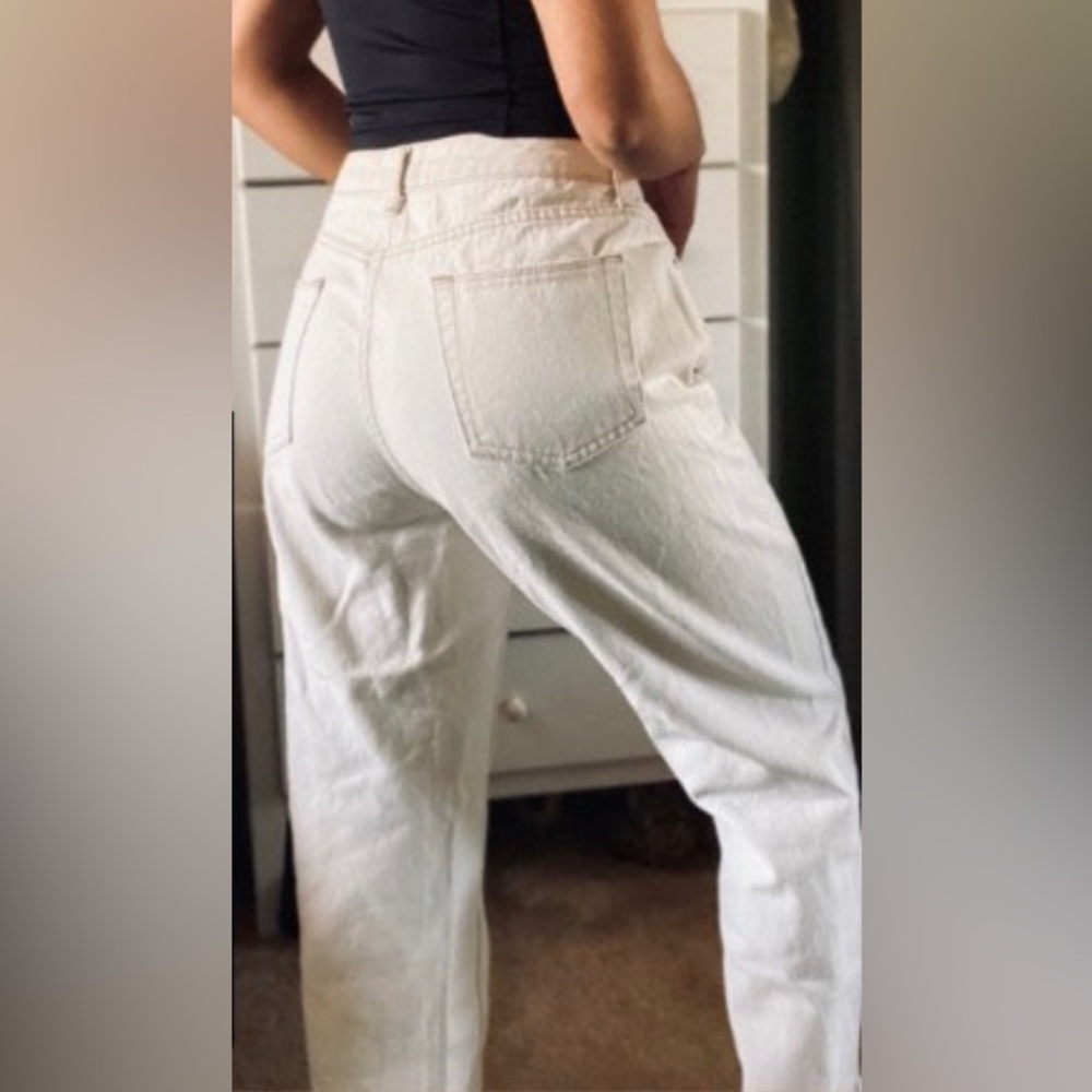 White High Waisted BDG Jeans